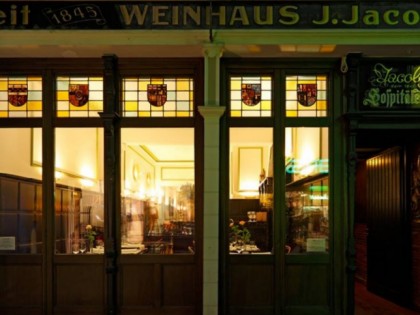 照片: Weinhaus Jacobs